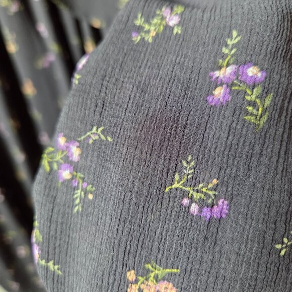 EUC AMERICAN EAGLE OUTFITTERS V NECK RUFFLED FLORAL LONGSLEEVES SHORT DRESS SZ M - Picture 10 of 16